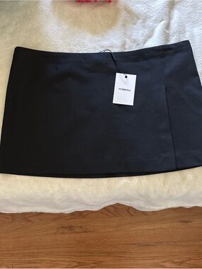 Miaou Black Mini Skirt with Subtle Side Seam